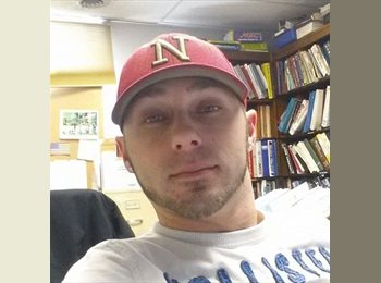 EasyRoommate US - Chris - 31 - Omaha