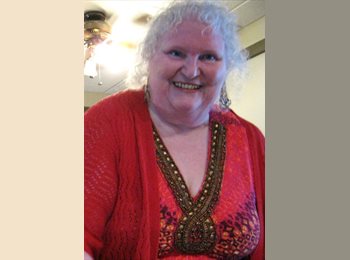 EasyRoommate US - Alice - 65 - Davenport