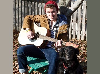 EasyRoommate US - Connor - 21 - Denver