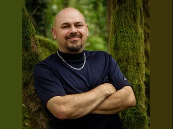 EasyRoommate US - Sean - 44 - Portland Area