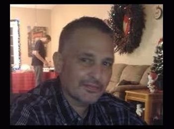 EasyRoommate US - Gary - 46 - Other-Florida