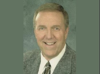 EasyRoommate US - Bob - 62 - St Louis