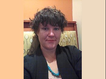 EasyRoommate US - Miranda - 25 - St Petersburg