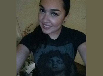 EasyRoommate US - Joscelyn - 21 - Chicago