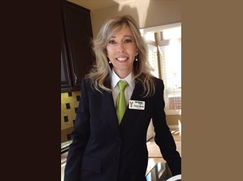 EasyRoommate US - Trish - 48 - San Diego