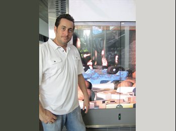 EasyRoommate AU - Chris - 40 - Brisbane