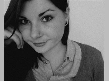 EasyRoommate CA - Coralie - 19 - Montréal