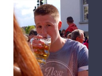 EasyRoommate UK - Chris - 25 - London