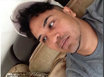 EasyRoommate UK - Miguel - 37 - Windsor