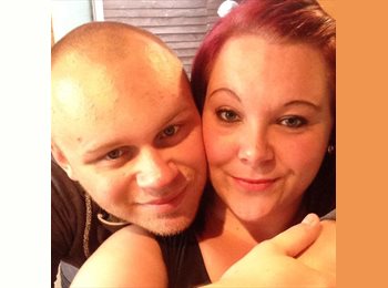 EasyRoommate UK - Ryan and Chelsee - 23 - Doncaster