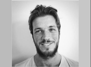 EasyRoommate UK - Gerrit - 23 - Plymouth