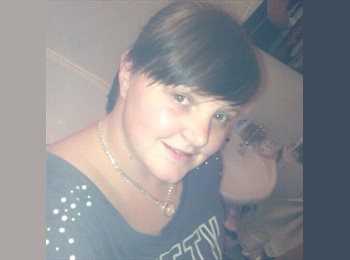 EasyRoommate UK - rebecca - 22 - Hart and Rushmoor