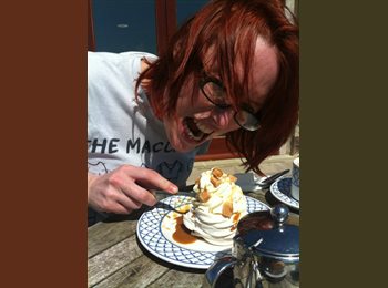 EasyRoommate UK - Debbie - 35 - Brighton and Hove