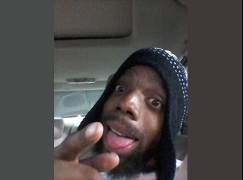 EasyRoommate US - Kenneth - 23 - Fayetteville