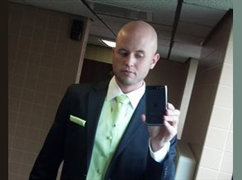 EasyRoommate US - Caleb - 28 - Naperville