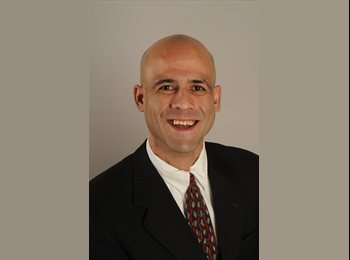 EasyRoommate US - Ryan - 37 - Kansas City