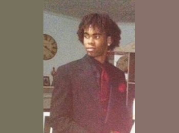 EasyRoommate US - Derrick - 20 - Other-North Carolina