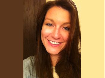 EasyRoommate US - Joelle - 21 - Fort Collins