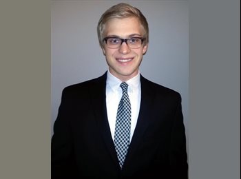 EasyRoommate US - Alex - 21 - Sacramento Area