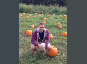 EasyRoommate US - Chris - 26 - Boston