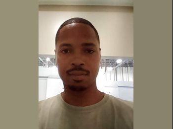 EasyRoommate US - Randall - 30 - Oakland Area