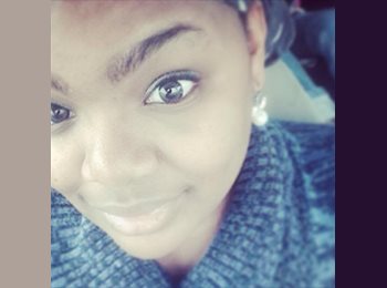 EasyRoommate US - Brianna - 19 - Sacramento Area