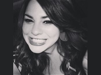 EasyRoommate US - Jules - 28 - Oakland Area