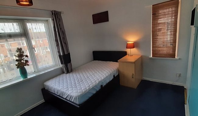 Photo of Double room available now in Bournemouth Bearcross in Bournemouth