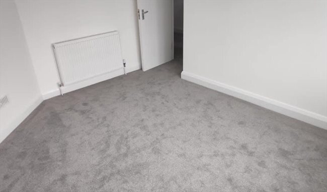 Photo of Double room to rent in Sutton